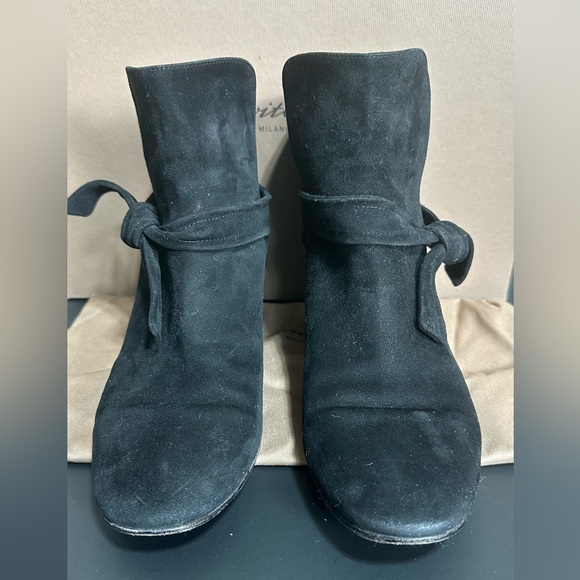 Gianvito Rossi “Foley” blk suede ankle bootie w wrap tie short stacked heel1.75” - Picture 3 of 7